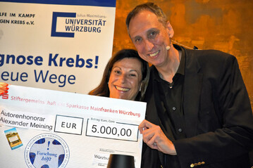 Nelkenstock-Meining-Spendenuebergabe-Jpeg